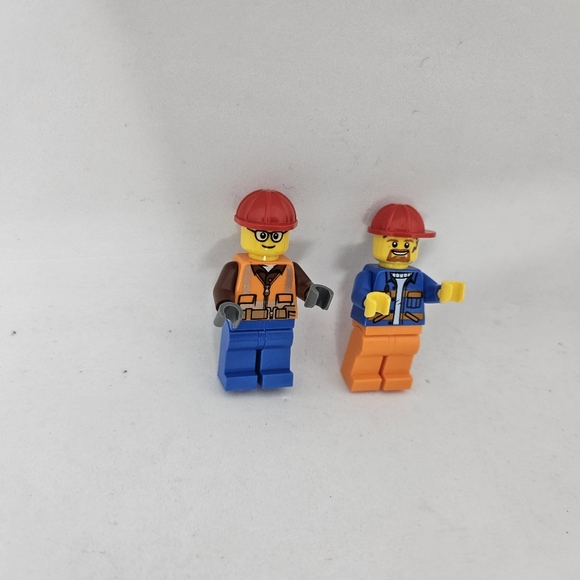 LEGO CITY Construction Bulldozer (60252) & Incomplete With Minifigures NO Box.  - Picture 2 of 11